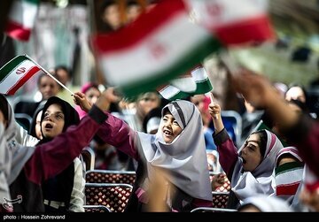فکر مهاجرت به دبستانی‌ها رسیده است