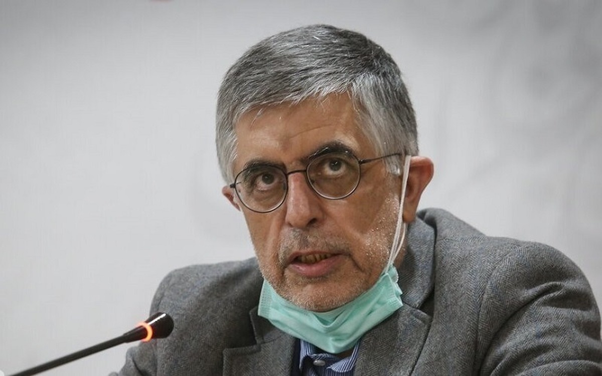 کرباسچی: به جای دیوارکشی در مترو، واگن اضافه کنید مشکل حل می‌شود