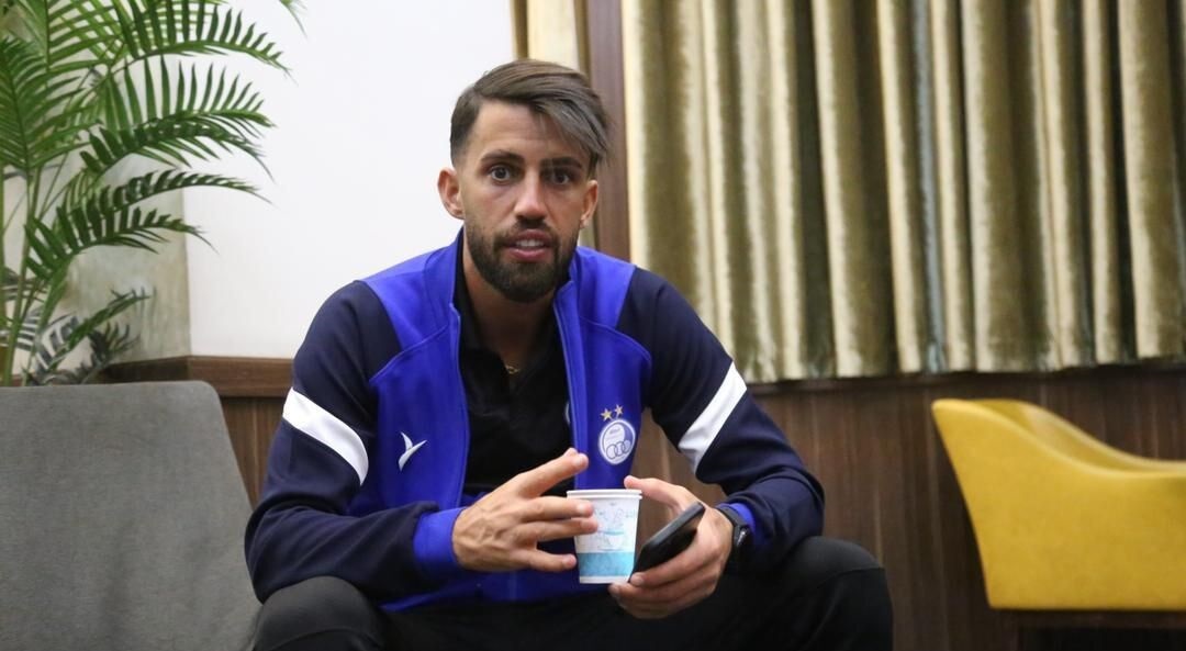 ساپینتو به ستاره استقلال آمادهباش داد ساپینتو به ستاره استقلال آمادهباش داد