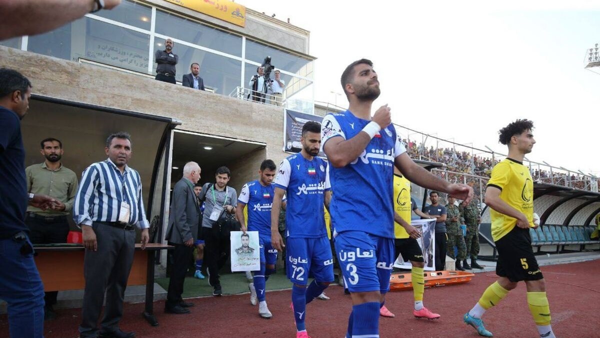 ساپنتو این ستاره استقلال را نیمکت نشین می کند ساپنتو این ستاره استقلال را نیمکت نشین می کند