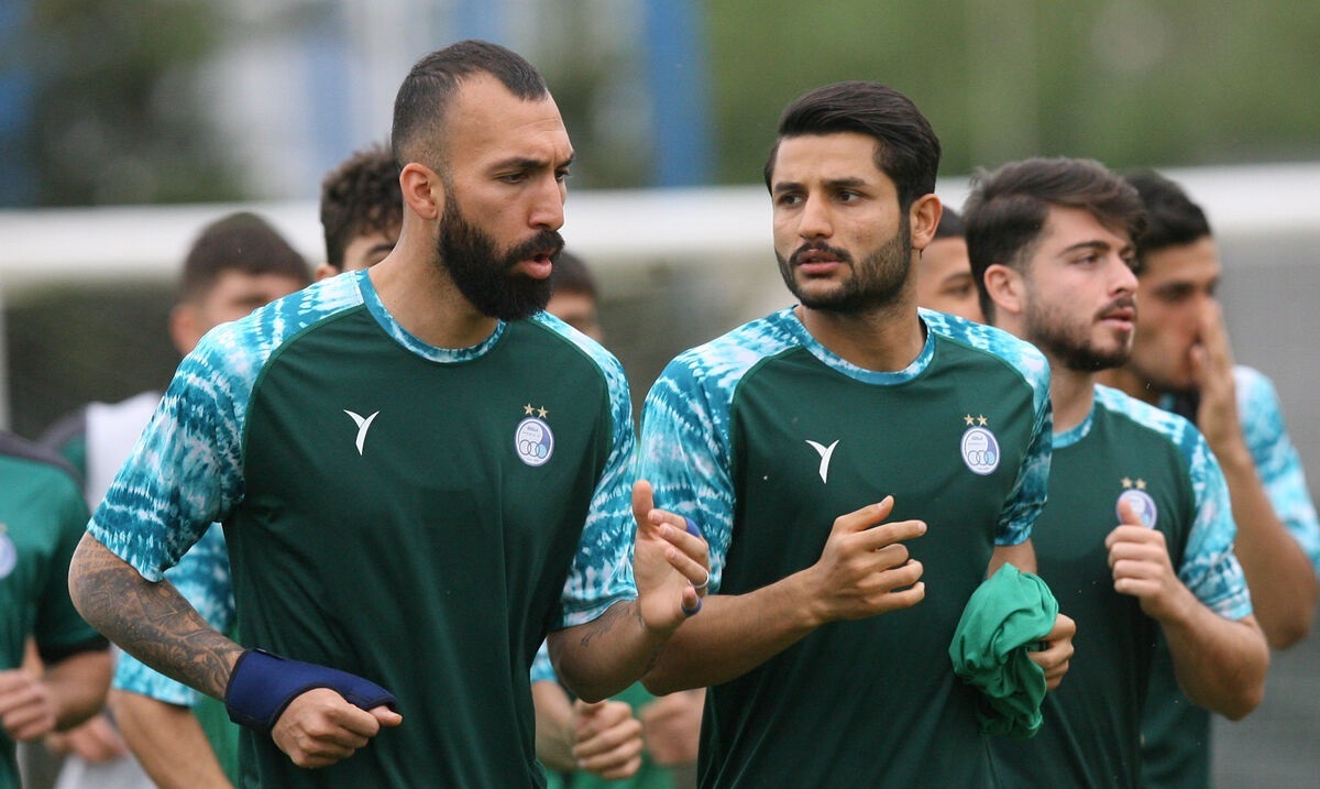 هافبک ملی پوش استقلال مصدوم است؟ هافبک ملی پوش استقلال مصدوم است؟