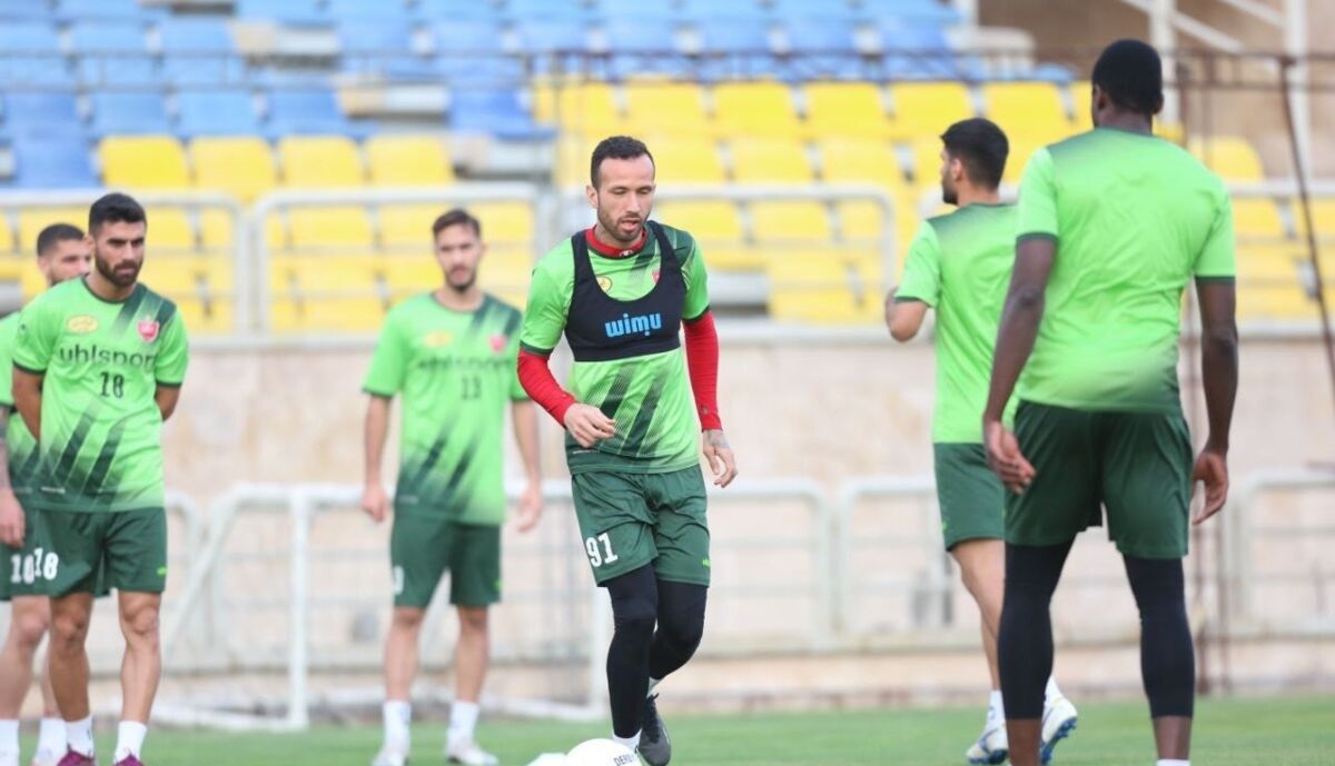 جدایی این ستاره از پرسپولیس در پایان فصل قطعی شد؟ جدایی این ستاره از پرسپولیس در پایان فصل قطعی شد؟