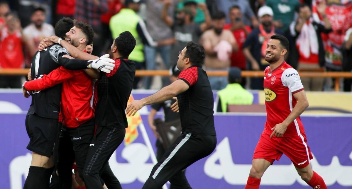 پرسپولیس به آرزویش رسید ؛ پایان حکمرانی ۵۵ ساله استقلال در دربیها پرسپولیس به آرزویش رسید ؛ پایان حکمرانی ۵۵ ساله استقلال در دربیها