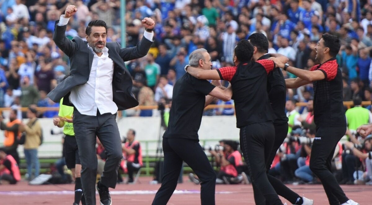 حمایت عجیب از شادی جنجالی بیرانوند با طعنه سنگین به استقلالیها حمایت عجیب از شادی جنجالی بیرانوند با طعنه سنگین به استقلالیها