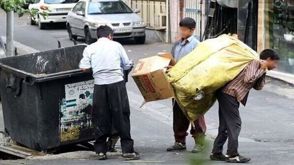 سقوط ایران به جمع کم درآمد‌های دنیا / جمعیت فقرا ۱۱ میلیون نفر افزایش پیدا کرده