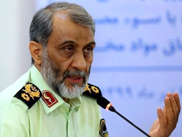 جانشین فرمانده نیروی انتظامی: در حادثه مرزی اخیر با طالبان به برجک یک پاسگاه ما تیراندازی شد، مرزبانان هم بخوبی پاسخ دادند / پس از مدتی از چند نقطه اقدام به تیراندازی به ۳ پاسگاه با استفاده از آر پی جی و خمپاره انداز کردند که با پاسخ متقابل مواجه شد/ آماده آموزش پروتکل‌های مرزی به مرزبانان افغانستانی هستیم