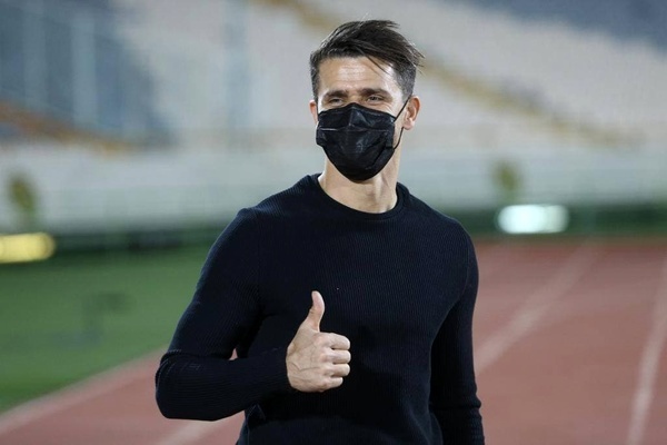 وریا غفوری در کلاس مربیگری: با شرایطی که برایم پیش آمد، نتوانستم در استقلال بمانم / در موقعیت مناسب شرایطی که پشت سر گذاشتم را توضیح میدهم تا مردم در جریان آن قرار بگیرند وریا غفوری در کلاس مربیگری: با شرایطی که برایم پیش آمد، نتوانستم در استقلال بمانم / در موقعیت مناسب شرایطی که پشت سر گذاشتم را توضیح میدهم تا مردم در جریان آن قرار بگیرند