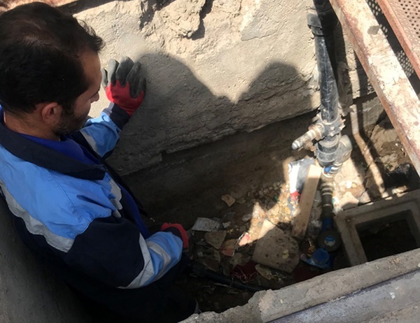 آب ۱۰ اداره تهران قطع شد آب ۱۰ اداره تهران قطع شد