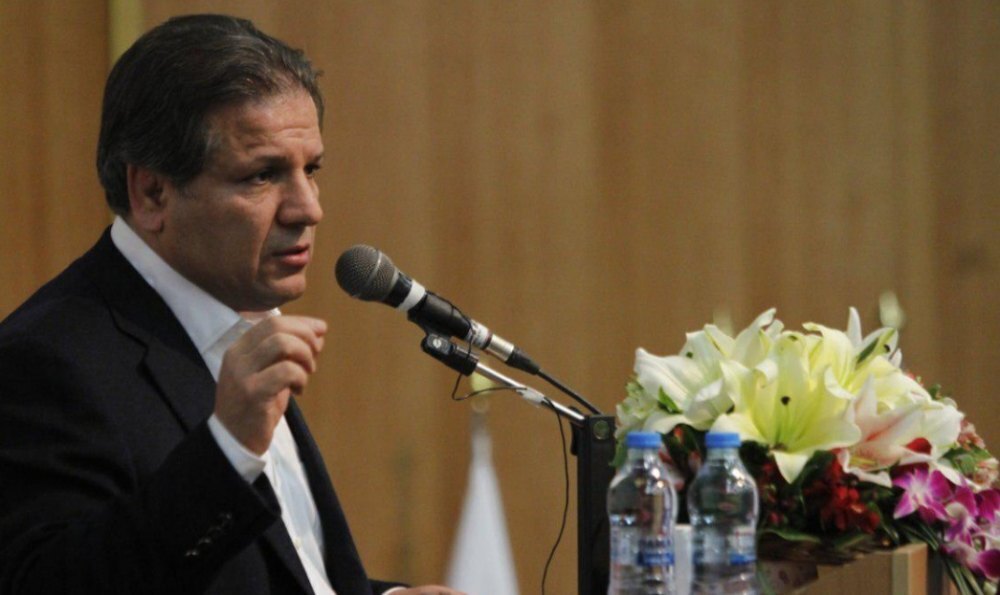 علی انصاری مالک بانک آینده و ایران مال کیست؟