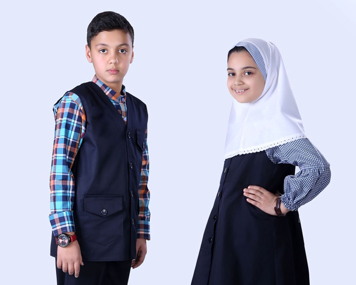 لباس فرم مدارس دخترانه و پسرانه چند؟