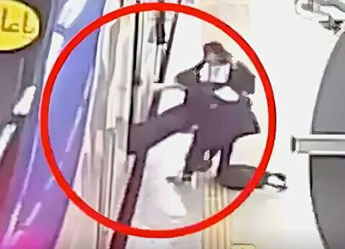 واکنش ارگان مطبوعاتی زاکانی به ماجرای آرمیتا گراوندی: ماموران فقط تذکر رعایت حجاب می‌دهند نه درگیری لفظی و فیزیکی