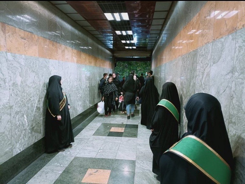 گزارشی از حیات حجاب‌بان‌ها در زیرِ زمین شهر