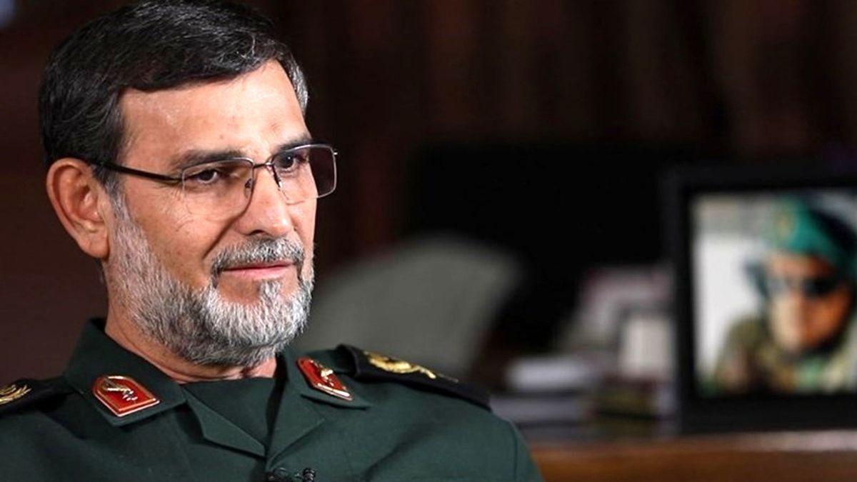سردار تنگسیری: با حرف و حدیث که نمیتوانیم بجنگیم باید خودمان را آماده کنیم/ تجهیزاتمان را زیر کوهها برده ایم تا بمبهای سنگرشکن نتواند هیچ گونه صدمهای بزند سردار تنگسیری: با حرف و حدیث که نمیتوانیم بجنگیم باید خودمان را آماده کنیم/ تجهیزاتمان را زیر کوهها برده ایم تا بمبهای سنگرشکن نتواند هیچ گونه صدمهای بزند