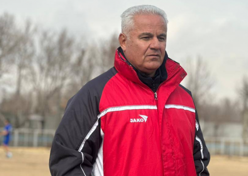 پیوس: از امید عالیشاه حمایت میکنم پیوس: از امید عالیشاه حمایت میکنم