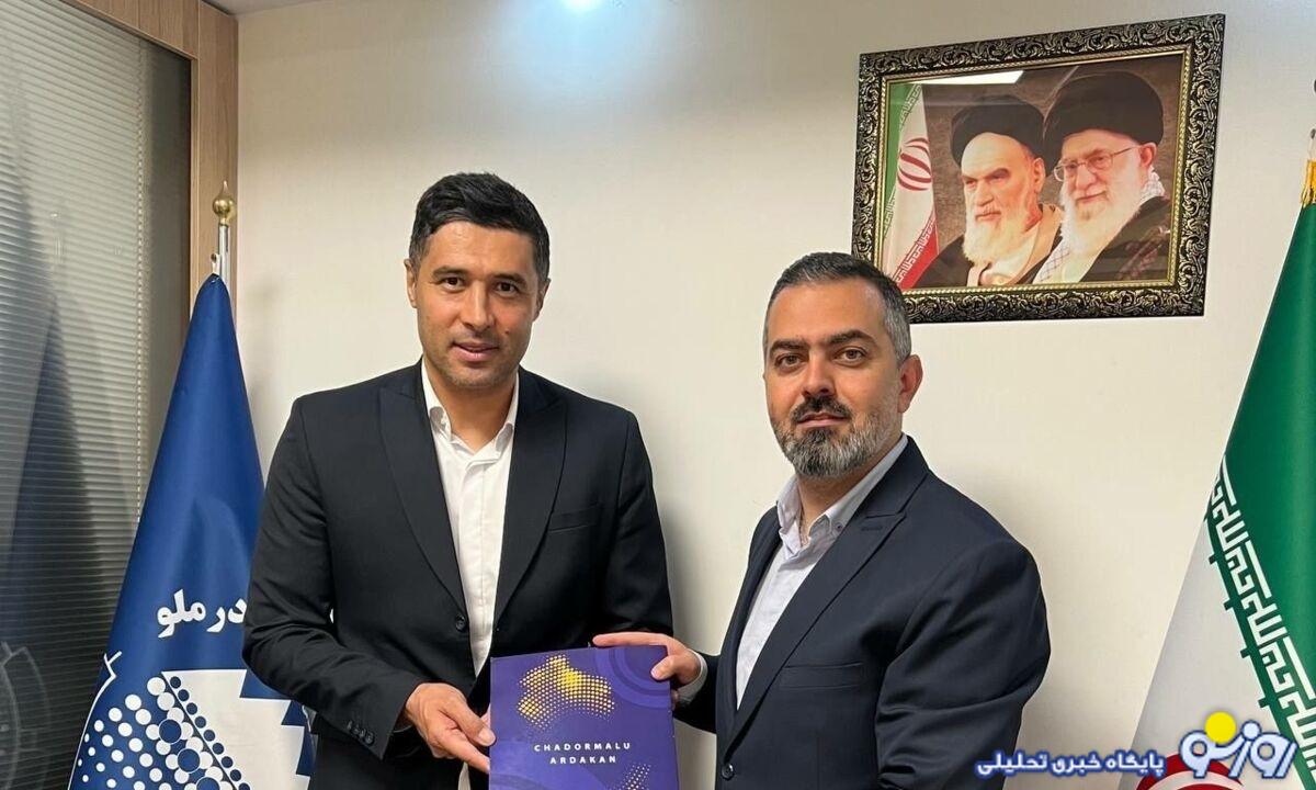 اعتراض هواداران استقلال به خرید پرسپولیسی / او را نمی خواهیم