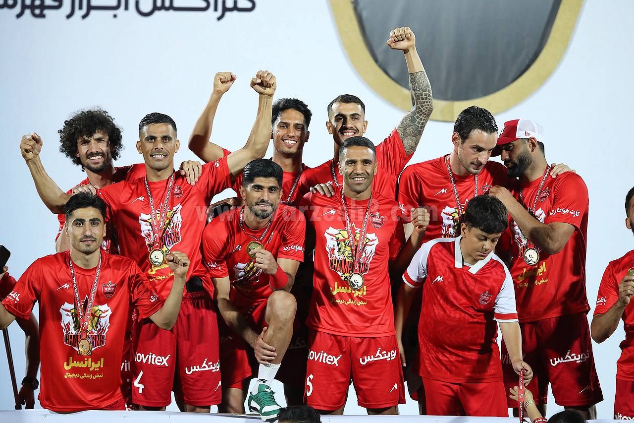 پرسپولیس بیخ گوش الهلال و النصر قرار گرفت