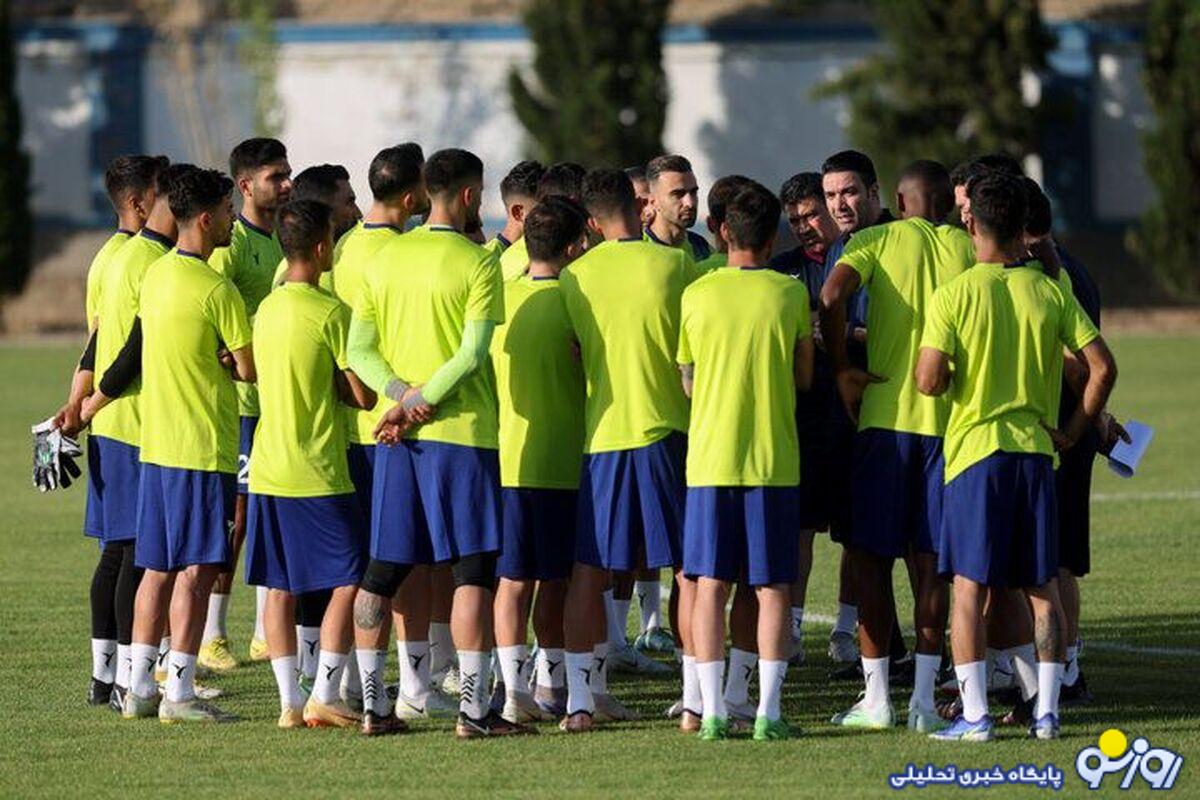 دو بازیکن استقلال، ستاره سپاهان را فریب دادند!