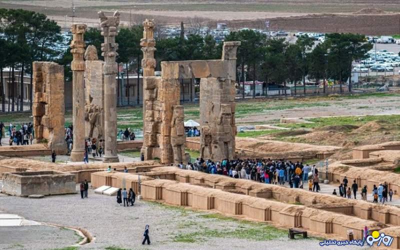 پشت پرده نقض حریم تخت جمشید پشت پرده نقض حریم تخت جمشید