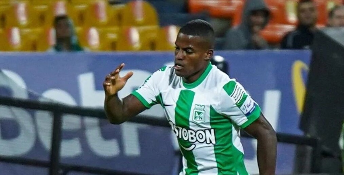 گزینه پرخطر برای پرسپولیس؛ از حمله قلبی وسط بازی تا رد شدن در تستهای پزشکی گزینه پرخطر برای پرسپولیس؛ از حمله قلبی وسط بازی تا رد شدن در تستهای پزشکی