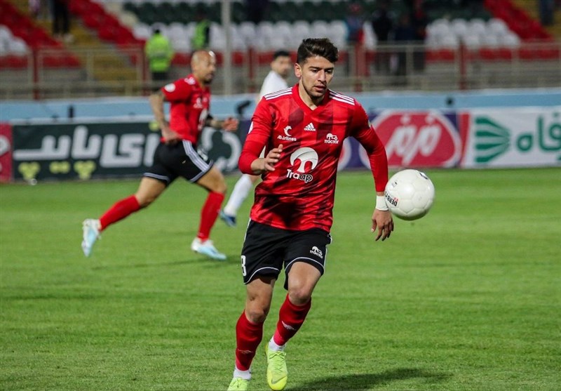 سعید مهری با تراکتور قرارداد بست و قرضی به مس رفسنجان رفت! سعید مهری با تراکتور قرارداد بست و قرضی به مس رفسنجان رفت!