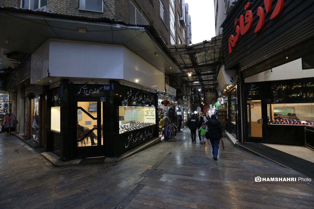 گزارش میدانی از فعالیت بازارها در تهران گزارش میدانی از فعالیت بازارها در تهران