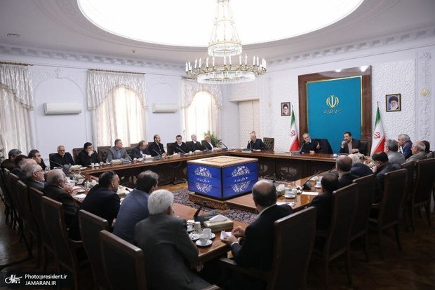 در نشست پزشکیان با اصناف و بازاریان چه گذشت؟