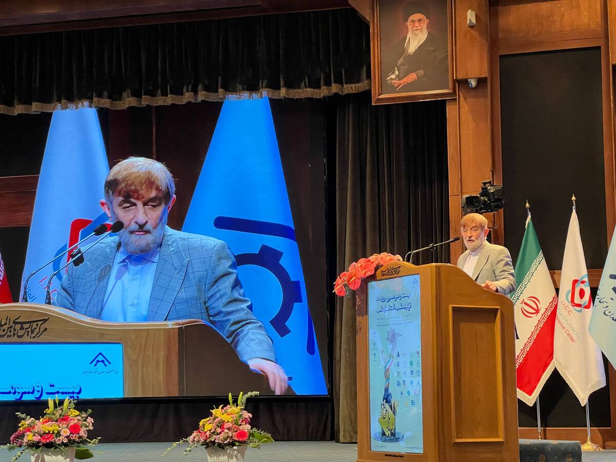 همه دنبال کاهش تنش ایران و آمریکا هستند / سه میلیون شرکت ثبت شده؛ فقط ۳۰۰ هزار فعال همه دنبال کاهش تنش ایران و آمریکا هستند / سه میلیون شرکت ثبت شده؛ فقط ۳۰۰ هزار فعال