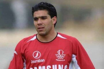 مهاجم اسبق پرسپولیس: انگار مدیران پرسپولیس با چشمان بسته بازیکن خریدند! / تیم نیاز به پوستاندازی کامل دارد مهاجم اسبق پرسپولیس: انگار مدیران پرسپولیس با چشمان بسته بازیکن خریدند! / تیم نیاز به پوستاندازی کامل دارد