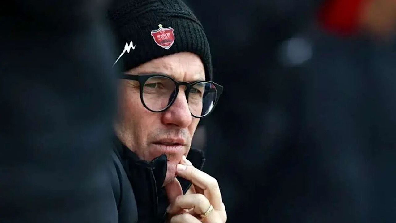 سخنگوی باشگاه پرسپولیس: استعفای اوسمار از اساس کذب است سخنگوی باشگاه پرسپولیس: استعفای اوسمار از اساس کذب است