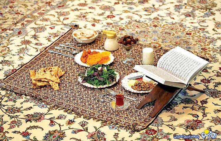 گرانی به سفرههای افطار هم رحم نکرد! گرانی به سفرههای افطار هم رحم نکرد!