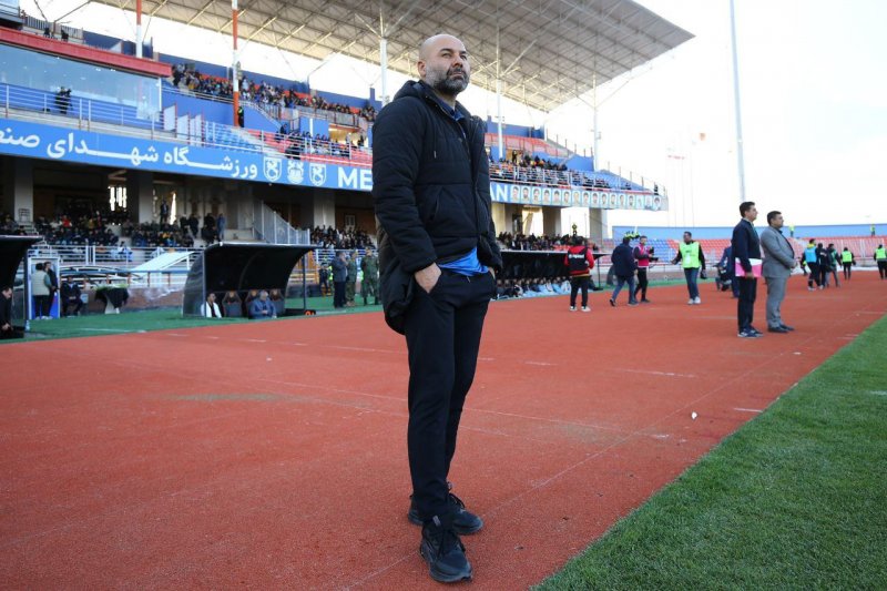 در اولین مصاحبه سهراب فقط خبرنگاران حاضر بودند! در اولین مصاحبه سهراب فقط خبرنگاران حاضر بودند!