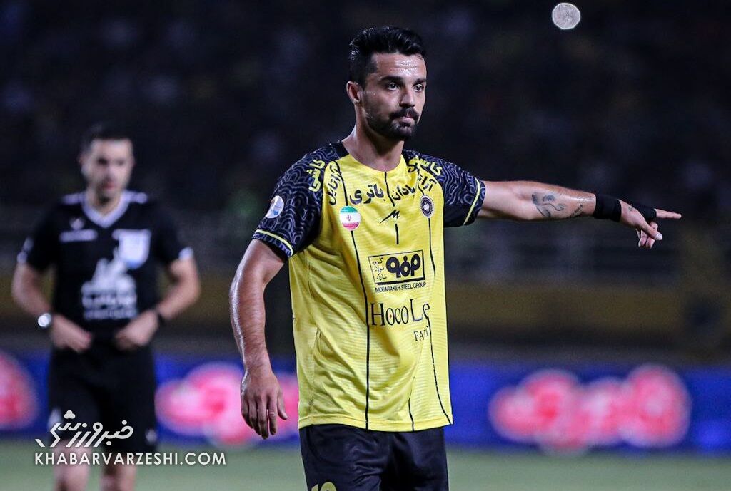 جریمه دلاری و محرومیت ستاره سپاهان جریمه دلاری و محرومیت ستاره سپاهان