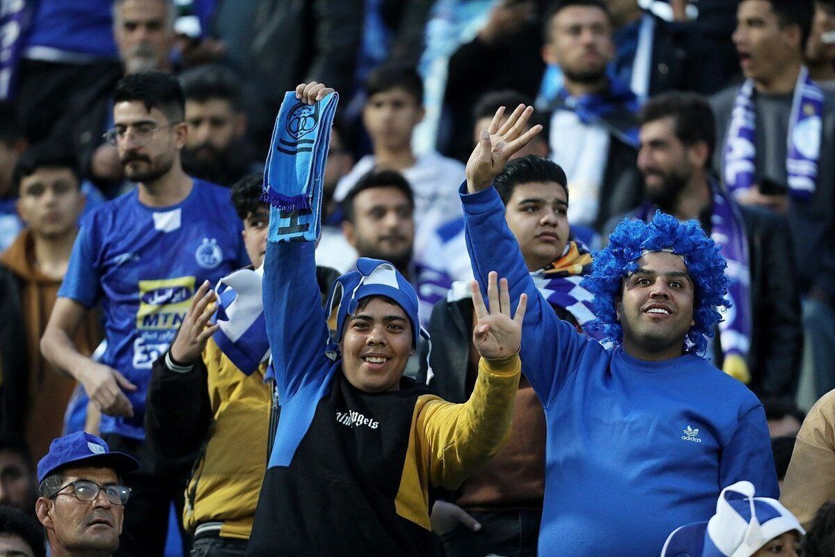 اعتراض استقلالیها به زمان بازی حذفی با صنعت نفت اعتراض استقلالیها به زمان بازی حذفی با صنعت نفت