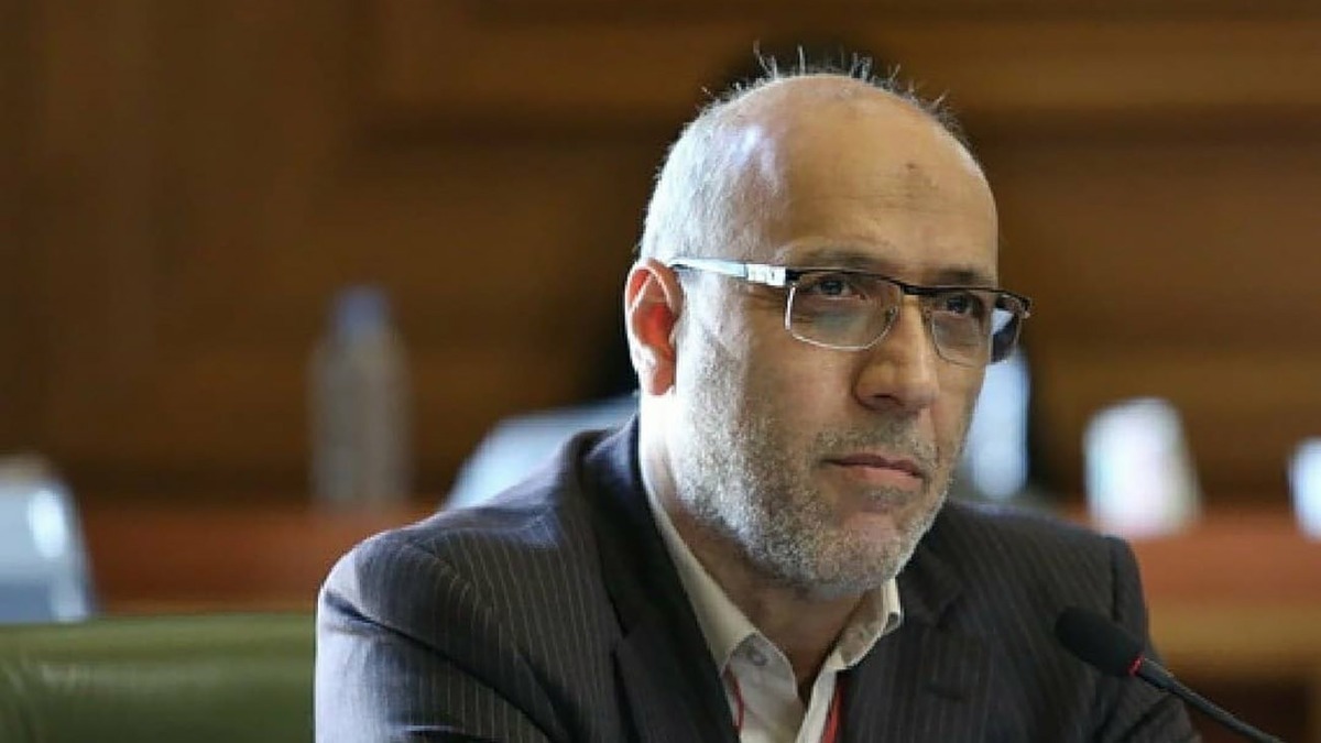 گلایه بازنشستگان شرکت واحد از تأخیر در پرداخت حقوق و سنوات