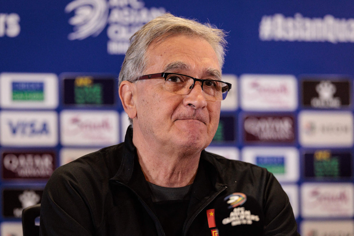 واکنش پروفسور به اخراج از تیم ملی چین؛ برانکو ایوانکوویچ: شاید شما چیزی میدانید که من نمیدانم! واکنش پروفسور به اخراج از تیم ملی چین؛ برانکو ایوانکوویچ: شاید شما چیزی میدانید که من نمیدانم!