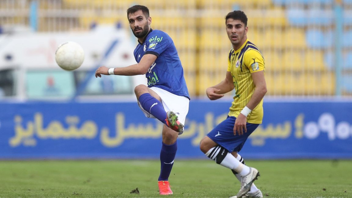 آقاسی به استقلال نزدیک شد؛ شرط: واریز پیش‌پرداخت