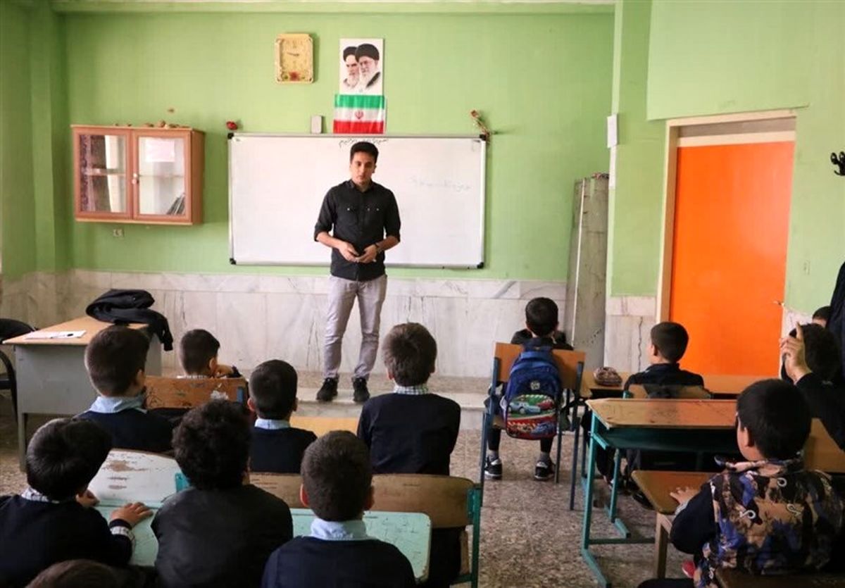 خشم کیهان از حذف گزینش معلمان! خشم کیهان از حذف گزینش معلمان!