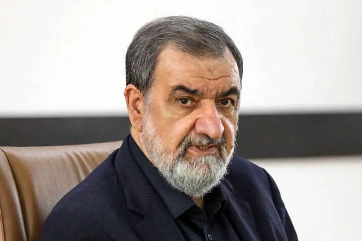 محسن رضایی: پاکستان گفته اگر اسرائیل بمب اتم بزند، ما هم به آن‌ها بمب اتم می‌زنیم/ تمام کشورهای عربی تماس گرفتند و گفتند که از ایران حمایت می‌کنیم/ عراق بداند، بعد از ما نوبت اوست