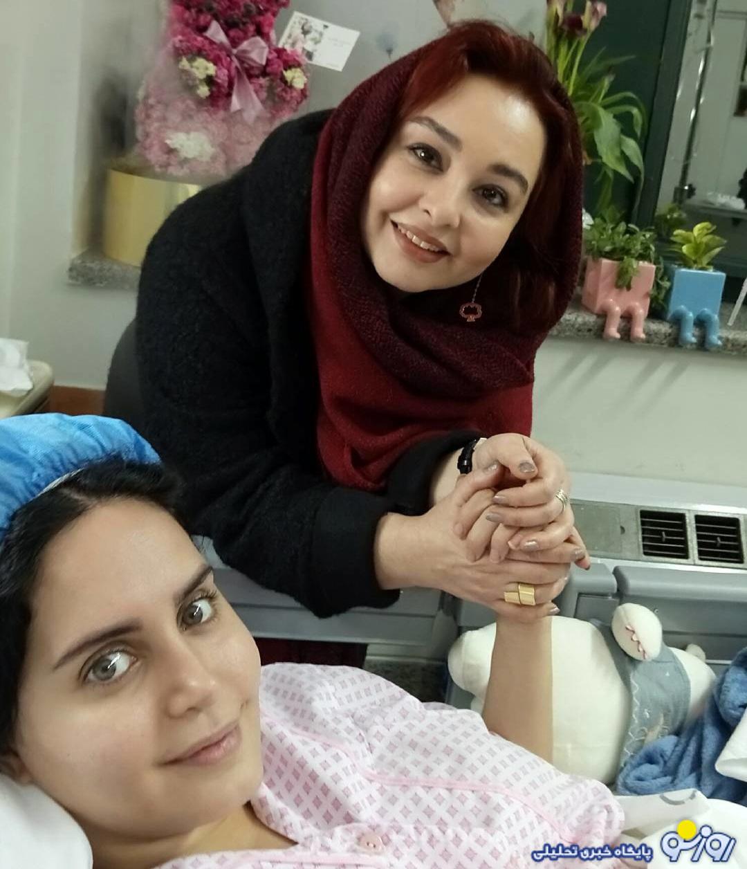 عکس جنجالی از عیادت «ماهایا پطروسیان از النار شاکردوست» در بیمارستان؛ سال 96 عکس جنجالی از عیادت «ماهایا پطروسیان از النار شاکردوست» در بیمارستان؛ سال 96