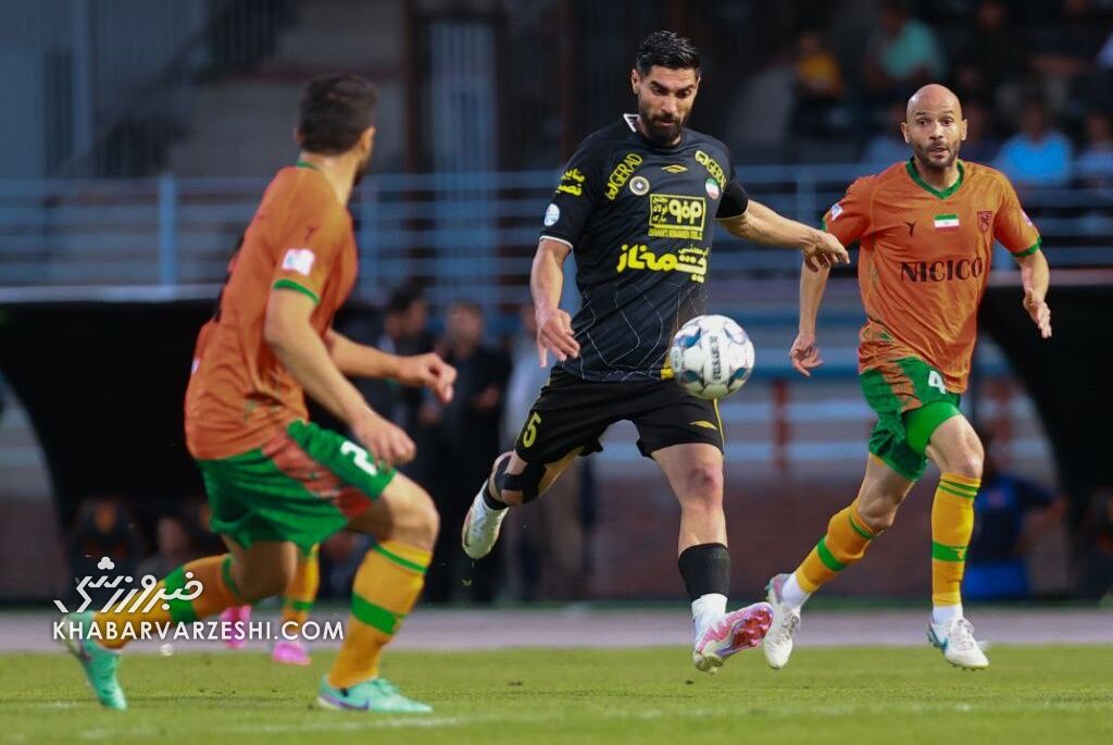 مهاجم پرسپولیسی بازهم به استقلال لینک شد! مهاجم پرسپولیسی بازهم به استقلال لینک شد!