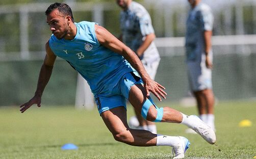 خبر خوب برای استقلال؛ مدافع به سوپرجام میرسد خبر خوب برای استقلال؛ مدافع به سوپرجام میرسد