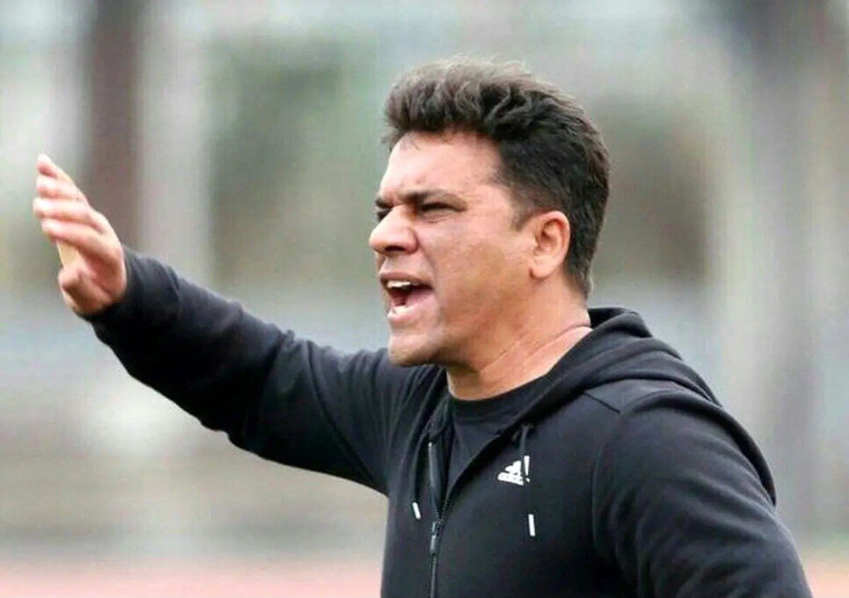 سندی که نشان میدهد سرمربی شمس آذر پرسپولیسی بوده! + عکس سندی که نشان میدهد سرمربی شمس آذر پرسپولیسی بوده! + عکس