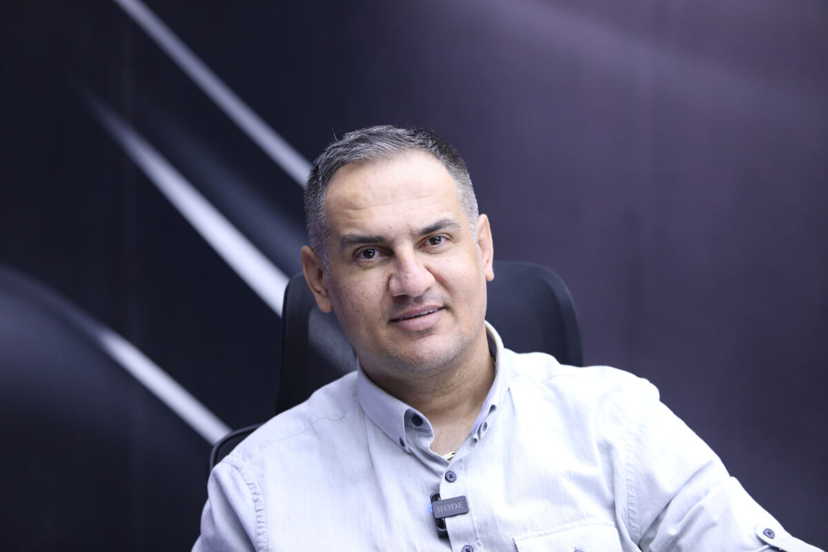 هلدینگ یک نماینده تام الاختیار در استقلال گذاشته و او همه کاره است/ آل کثیر خوب بود پرسپولیس نگهش میداشت/ تیم را بردند ترکیه تا در کار نظری جویباری بگذارند! هلدینگ یک نماینده تام الاختیار در استقلال گذاشته و او همه کاره است/ آل کثیر خوب بود پرسپولیس نگهش میداشت/ تیم را بردند ترکیه تا در کار نظری جویباری بگذارند!