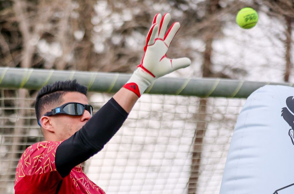 پنالتیگیرترین دروازهبان لیگ در پرسپولیس! پنالتیگیرترین دروازهبان لیگ در پرسپولیس!