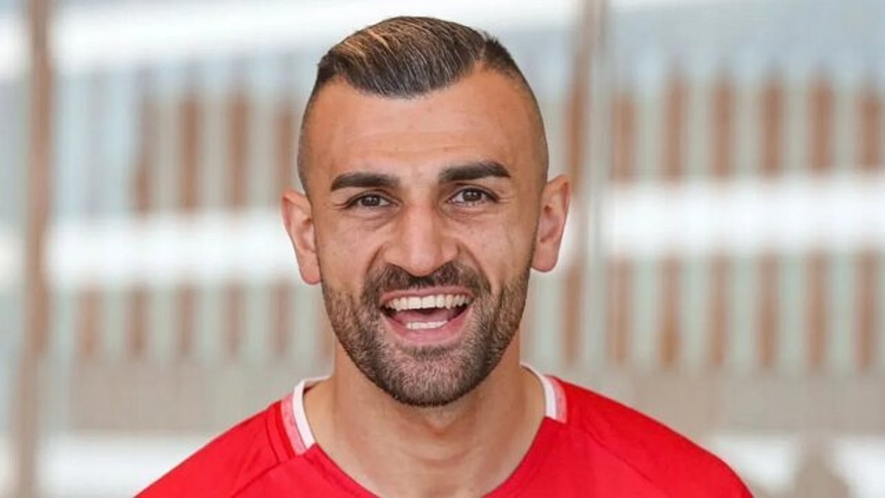نقشه بازیکن پرسپولیس؛ انتقال ۱۴۰ میلیاردی به استقلال/ ۳۰ میلیارد هم از پرسولیس می‌گیرد!