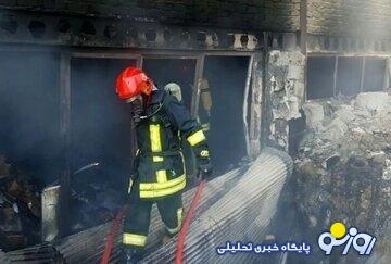 آتش سوزی انبار ضایعات در تبریز