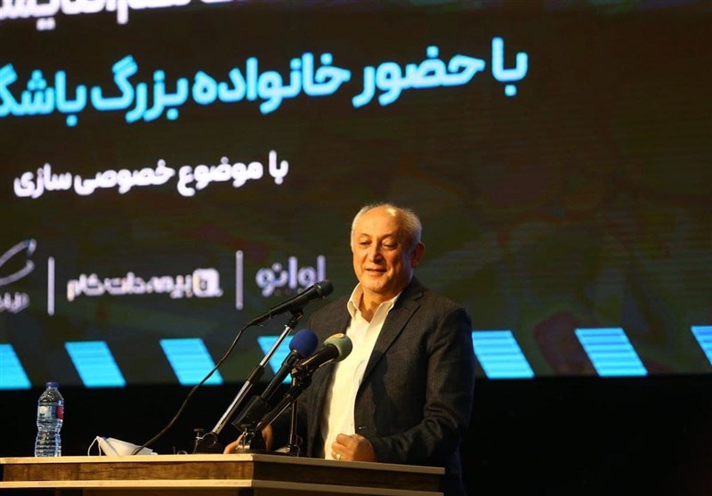 فریبا: سحرخیزان ۳۰ درصد از هزینه انتقالش را حلال کرد/ باشگاه با خانم سخنگو برخورد کند فریبا: سحرخیزان ۳۰ درصد از هزینه انتقالش را حلال کرد/ باشگاه با خانم سخنگو برخورد کند