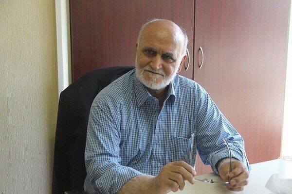 مدیران استقلال آنقدر دانا بودند که با ما جلسه نگذاشتند!/ مشکلات استقلال با حرف درمانی حل نمیشود مدیران استقلال آنقدر دانا بودند که با ما جلسه نگذاشتند!/ مشکلات استقلال با حرف درمانی حل نمیشود