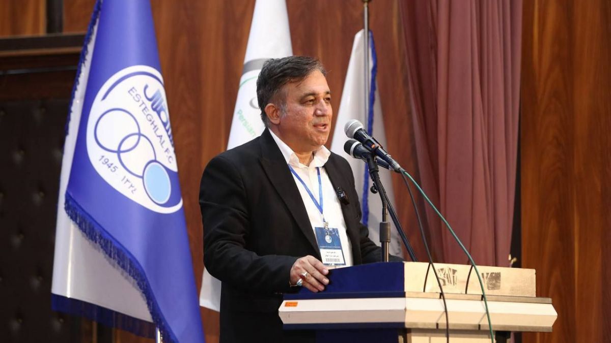 علی تاجرنیا: بهترین استقلالِ تاریخ را بستیم!