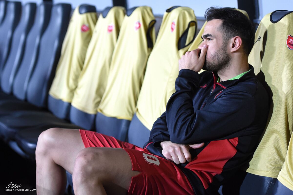 ستاره پرسپولیس آیفون ۱۷ را نپذیرفت! ستاره پرسپولیس آیفون ۱۷ را نپذیرفت!